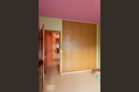 Casa à venda com 205m², 3 quartos e 1 vagaQuarto 1