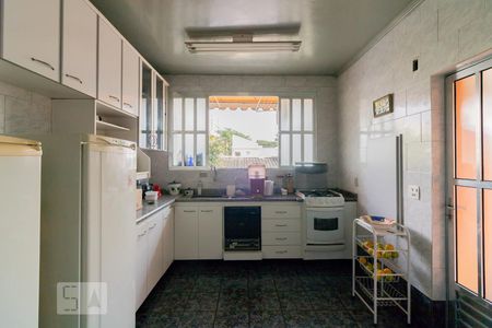 Casa à venda com 205m², 3 quartos e 1 vagaCozinha