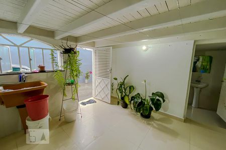 Casa à venda com 120m², 2 quartos e 4 vagasLavanderia