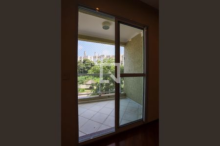 Apartamento para alugar com 50m², 2 quartos e 1 vaga Apartamento para alugar com 50m², 2 quartos e 1 vagaSala - varanda