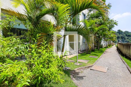 Área comum - pista de caminhada de apartamento para alugar com 2 quartos, 50m² em Jardim Santa Izabel, Cotia
