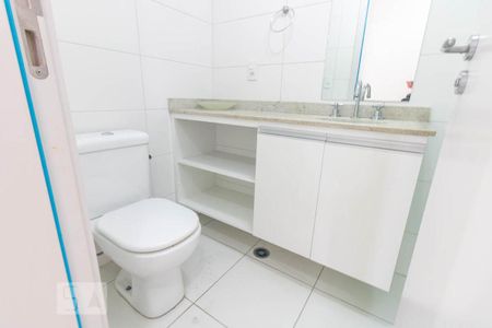 Apartamento à venda com 63m², 2 quartos e 2 vagasBanheiro Social