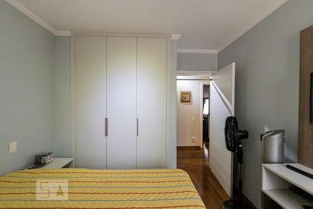 Apartamento à venda com 140m², 3 quartos e 2 vagas Apartamento à venda com 140m², 3 quartos e 2 vagasQuarto 2