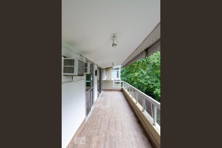 Varanda de apartamento à venda com 4 quartos, 180m² em Leblon, Rio de Janeiro