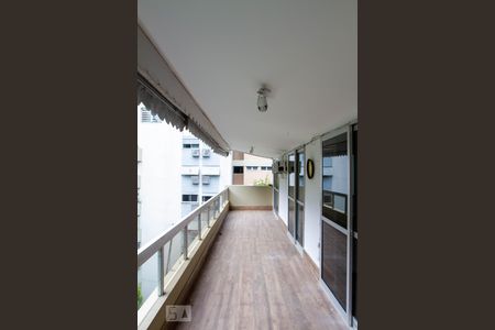Varanda de apartamento à venda com 4 quartos, 180m² em Leblon, Rio de Janeiro
