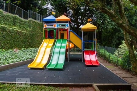 Apartamento à venda com 180m², 4 quartos e 3 vagasÁrea Comum - Playground