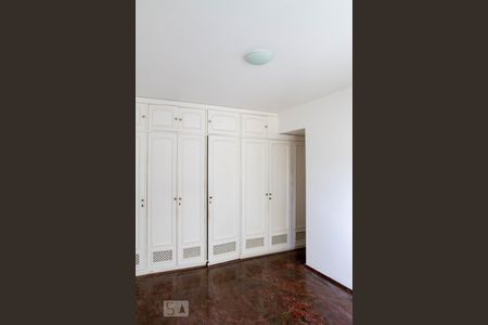 Apartamento à venda com 180m², 4 quartos e 3 vagasQuarto 4 - Suíte