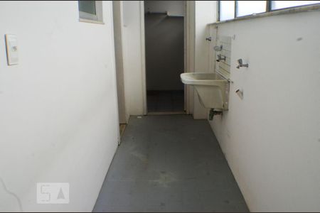Apartamento para alugar com 130m², 3 quartos e 2 vagas Apartamento para alugar com 130m², 3 quartos e 2 vagasÁrea de Serviço