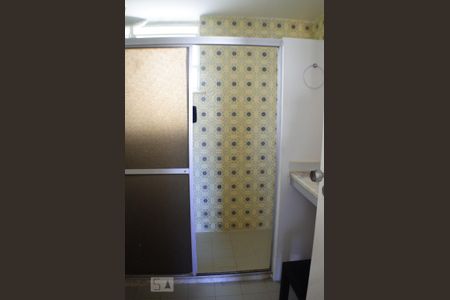 Apartamento para alugar com 130m², 3 quartos e 2 vagas Apartamento para alugar com 130m², 3 quartos e 2 vagasBanheiro 2