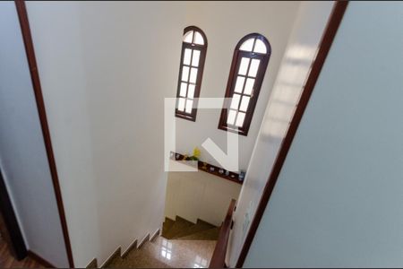 Escada de casa à venda com 3 quartos, 280m² em City América, São Paulo
