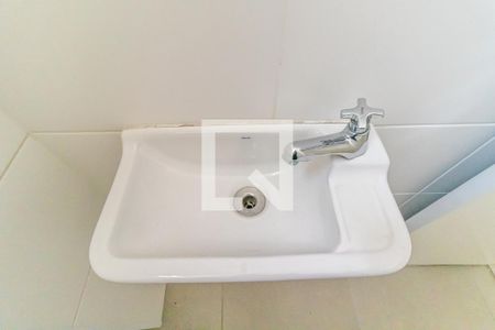 Apartamento para alugar com 84m², 2 quartos e sem vaga Apartamento para alugar com 84m², 2 quartos e sem vagaBanheiro de Serviço