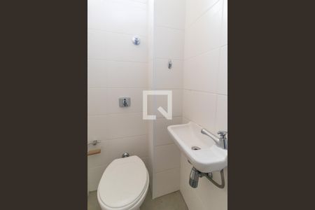Apartamento para alugar com 84m², 2 quartos e sem vaga Apartamento para alugar com 84m², 2 quartos e sem vagaBanheiro de Serviço