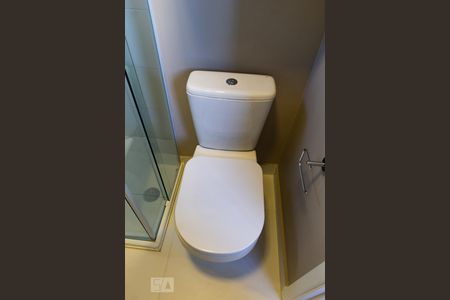 Apartamento para alugar com 52m², 2 quartos e 1 vaga Apartamento para alugar com 52m², 2 quartos e 1 vagaBanheiro da Suíte 2