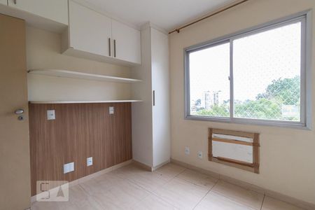 Apartamento à venda com 79m², 2 quartos e 1 vagaQuarto 2