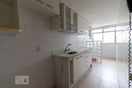 Apartamento à venda com 79m², 2 quartos e 1 vagaCozinha