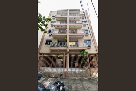 Apartamento à venda com 101m², 2 quartos e 1 vagaFachada