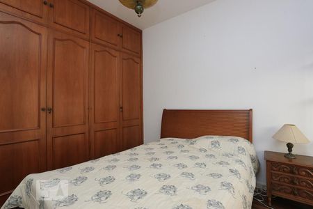 Apartamento à venda com 180m², 3 quartos e 5 vagasQuarto 2