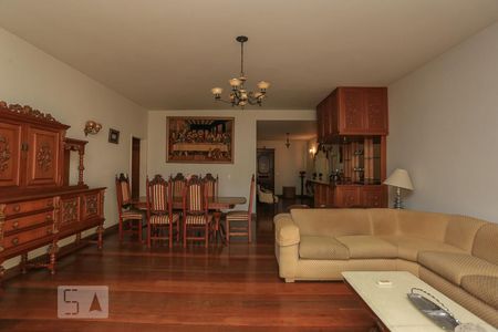 Sala de apartamento à venda com 3 quartos, 180m² em Tijuca, Rio de Janeiro