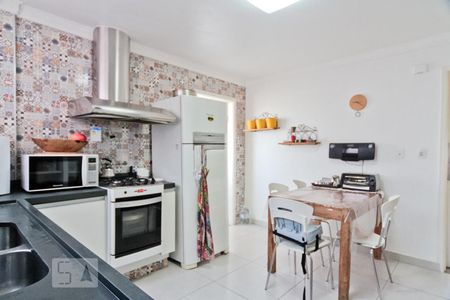 Apartamento à venda com 88m², 2 quartos e 2 vagas Apartamento à venda com 88m², 2 quartos e 2 vagasCozinha