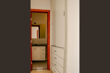 Apartamento para alugar com 109m², 2 quartos e 2 vagas Apartamento para alugar com 109m², 2 quartos e 2 vagasCorredor