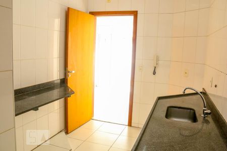 Apartamento para alugar com 109m², 2 quartos e 2 vagas Apartamento para alugar com 109m², 2 quartos e 2 vagasCozinha