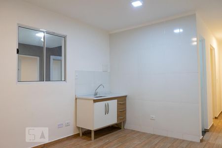 Sala/Cozinha de apartamento para alugar com 2 quartos, 60m² em Vila Mazzei, São Paulo