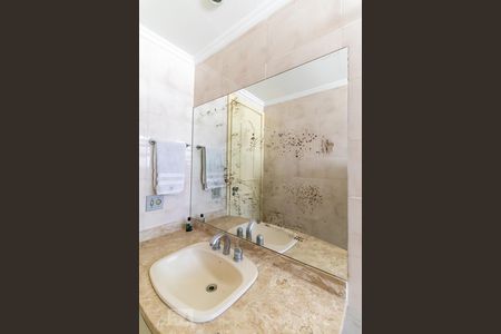 Apartamento à venda com 200m², 3 quartos e 1 vagaBanheiro social