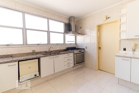 Apartamento à venda com 200m², 3 quartos e 1 vagaCozinha