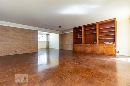 Apartamento à venda com 200m², 3 quartos e 1 vagaSala