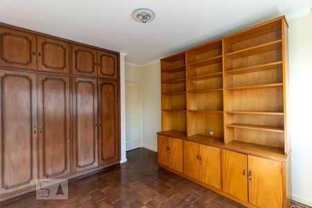 Apartamento à venda com 200m², 3 quartos e 1 vagaQuarto 2