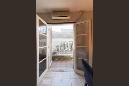 Casa à venda com 184m², 3 quartos e 3 vagasVaranda quarto 1