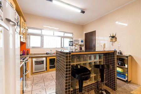 Casa à venda com 184m², 3 quartos e 3 vagasCozinha