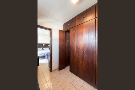 Casa à venda com 184m², 3 quartos e 3 vagasCloset quarto 3 suíte