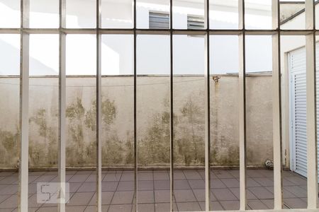 Casa à venda com 184m², 3 quartos e 3 vagasVista quarto de serviço