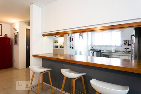 Sala de apartamento à venda com 4 quartos, 196m² em Paraíso, São Paulo