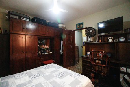 Casa à venda com 220m², 3 quartos e 2 vagasQuarto 2