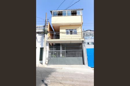 Casa à venda com 220m², 3 quartos e 2 vagasFachada