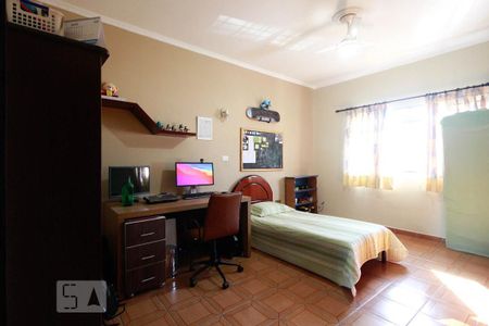 Casa à venda com 220m², 3 quartos e 2 vagasQuarto 1