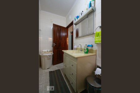 Casa à venda com 220m², 3 quartos e 2 vagasSuíte 