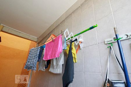 Casa à venda com 220m², 3 quartos e 2 vagasÁrea de serviço 2