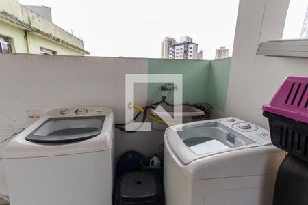 Casa à venda com 120m², 5 quartos e 2 vagasCasa 2 - Área de Serviço