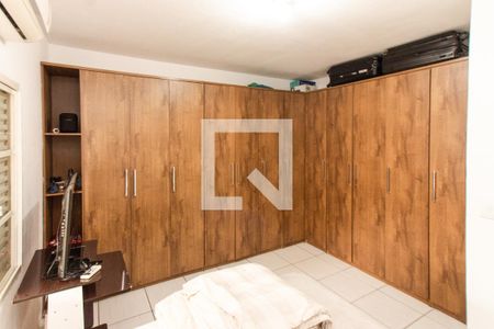 Casa à venda com 120m², 5 quartos e 2 vagasCasa 2 - Quarto 2