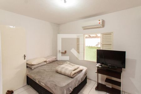 Casa à venda com 120m², 5 quartos e 2 vagasCasa 2 - Quarto 2