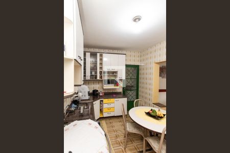 Casa à venda com 120m², 5 quartos e 2 vagasCasa 2 - Cozinha