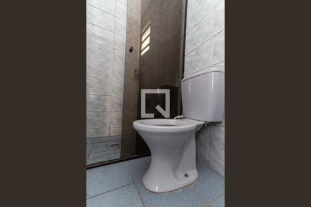 Casa à venda com 120m², 5 quartos e 2 vagasBanheiro