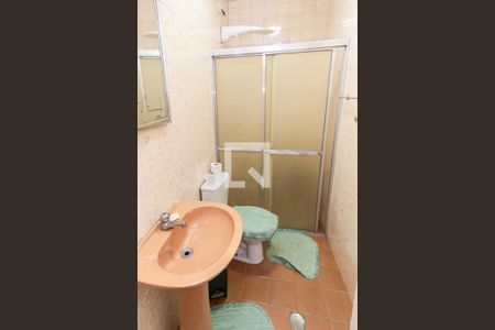 Casa à venda com 120m², 5 quartos e 2 vagasCasa 2 - Banheiro 1