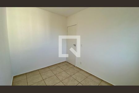 Quarto 2 de apartamento para alugar com 2 quartos, 46m² em Estrela do Oriente, Belo Horizonte