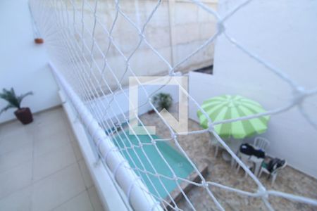 Casa de condomínio à venda com 180m², 3 quartos e 2 vagasVista da varanda 