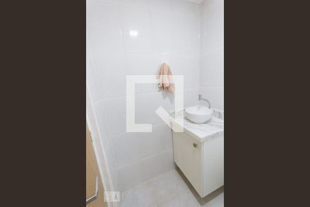 Casa de condomínio à venda com 180m², 3 quartos e 2 vagas Casa de condomínio à venda com 180m², 3 quartos e 2 vagasLavabo