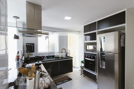 Casa de condomínio à venda com 180m², 3 quartos e 2 vagas Casa de condomínio à venda com 180m², 3 quartos e 2 vagasCozinha